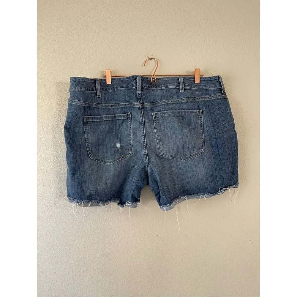 Lane Bryant jean embroidered‎ shorts size 22